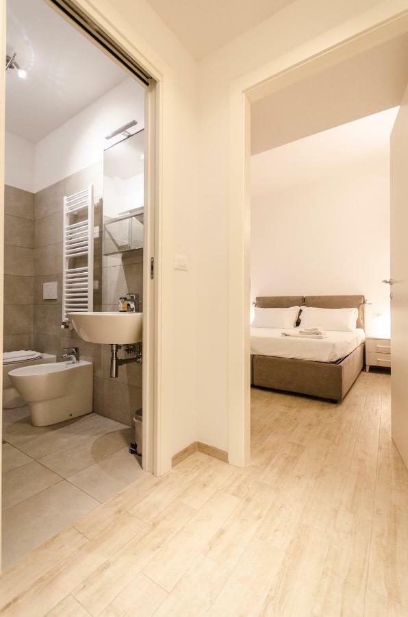 Colonna Home Bologna, Under The Two Towers Exterior photo